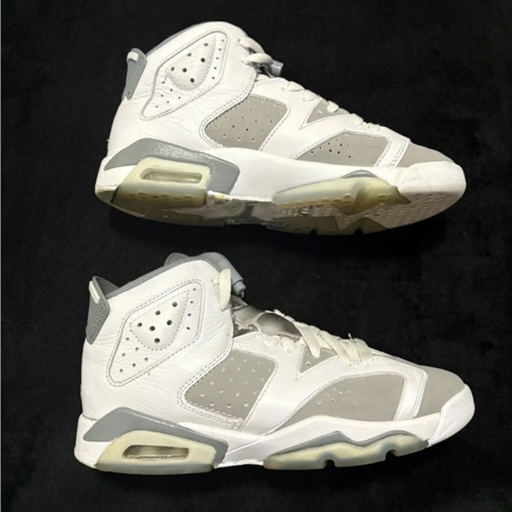 Jordan Sneakers
